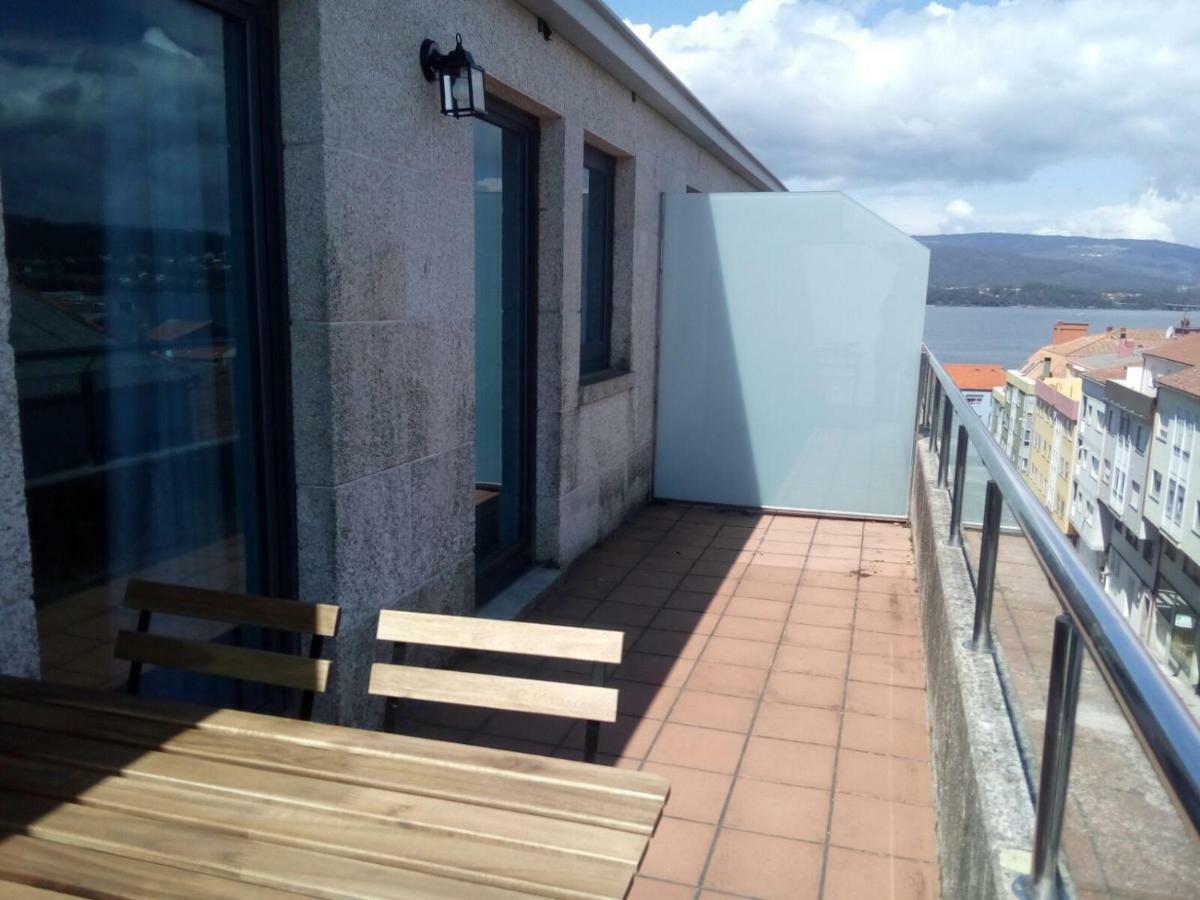 Appartement Atico Con Vistas A La Ria De Arosa à Rianjo Extérieur photo
